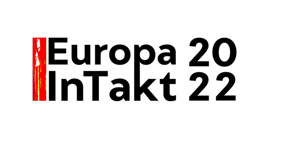 Schwarzer Schriftzug: Europa20, darunter InTakt22
